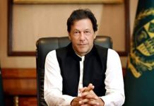 وزیراعظم عمران خان سره د آئي اېس آئي ډائرېكټر جنرل لېفټیننټ جنرل فېض حمید وليدل 