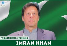 وزیراعظم عمران خان سره  ډاکټر عشرت حسېن وليدل 