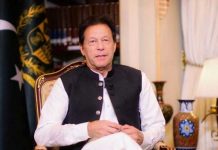 وزیر اعظم عمران خان نال خیبرپختونخواہ دے وزیر خزانہ تیمور سلیم جھگڑا دی ملاقات