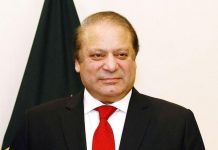 وزیر اعظم محمد نواز شریف دی چین دی سٹیٹ کونسل انفارمیشن آفس دے ڈائریکٹر جیانگ جیانگو نال گالھ مہاڑ